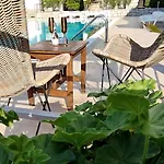Апартамент Seaside 1 Bedroom With Balcony, Max 4 Guests