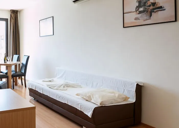 Seaside 1 Bedroom With Balcony, Max 4 Guests Apartament *